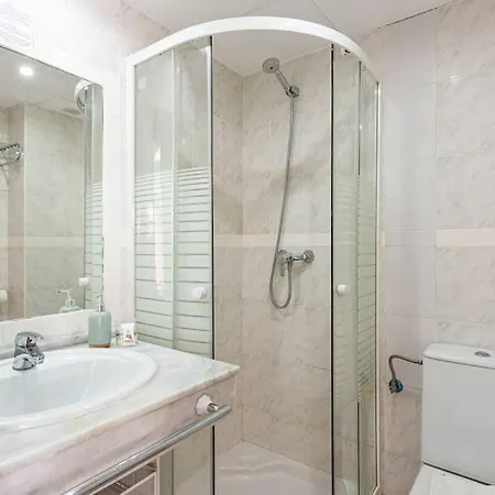 Apartment Alvarito Playa Front Marbella