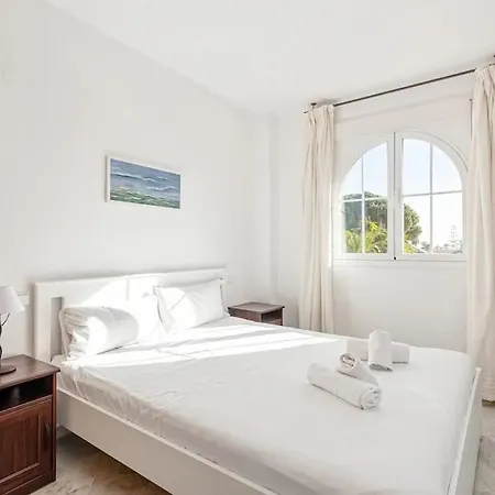 Apartment Alvarito Playa Front Marbella